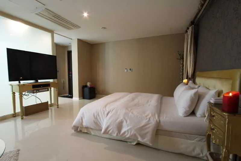 648 Hotel Seoul 2*,  South Korea